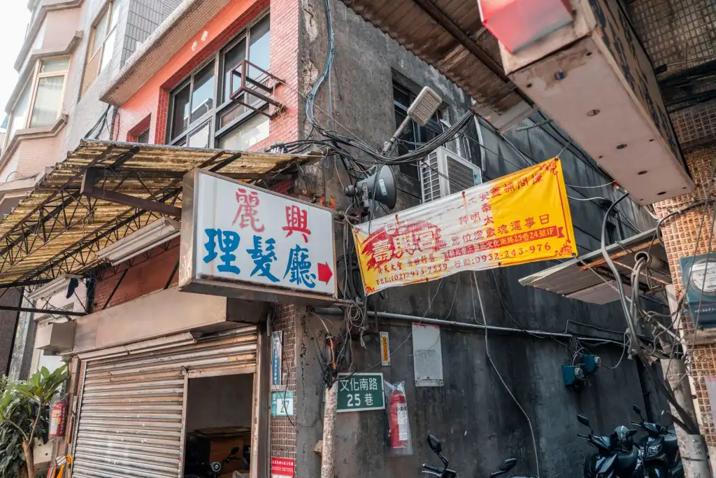 壹陆捌光纤照明LED灯具性能参数对比与选型分析