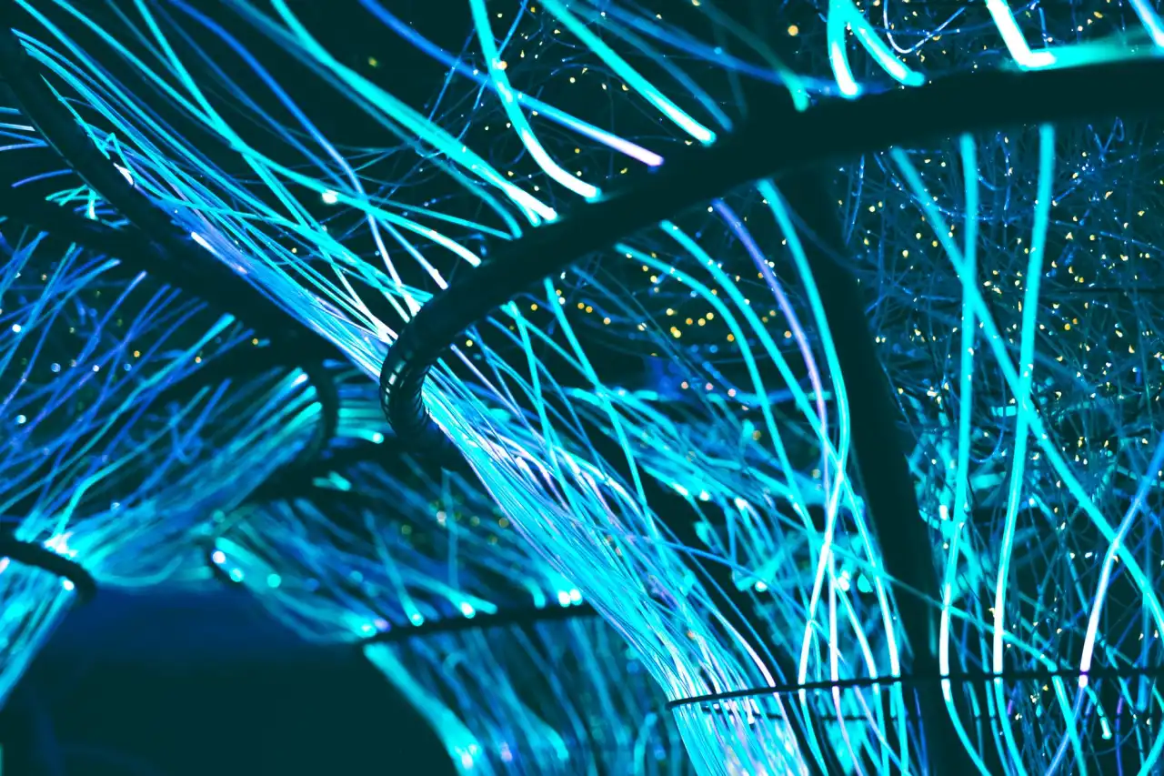 光纤照明系统与LED灯具的能效对比及选型参考正文配图 1